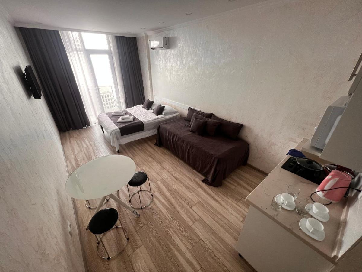 27 Floor Apartments Batumi Kültér fotó