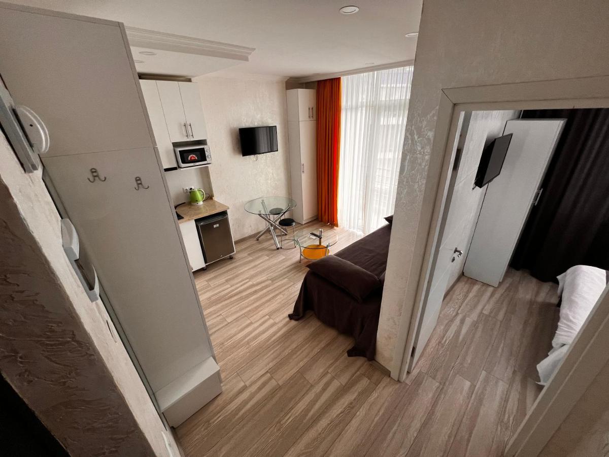 27 Floor Apartments Batumi Kültér fotó