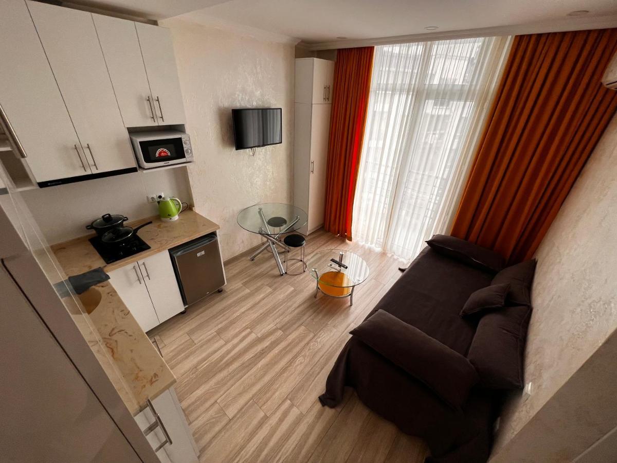 27 Floor Apartments Batumi Kültér fotó