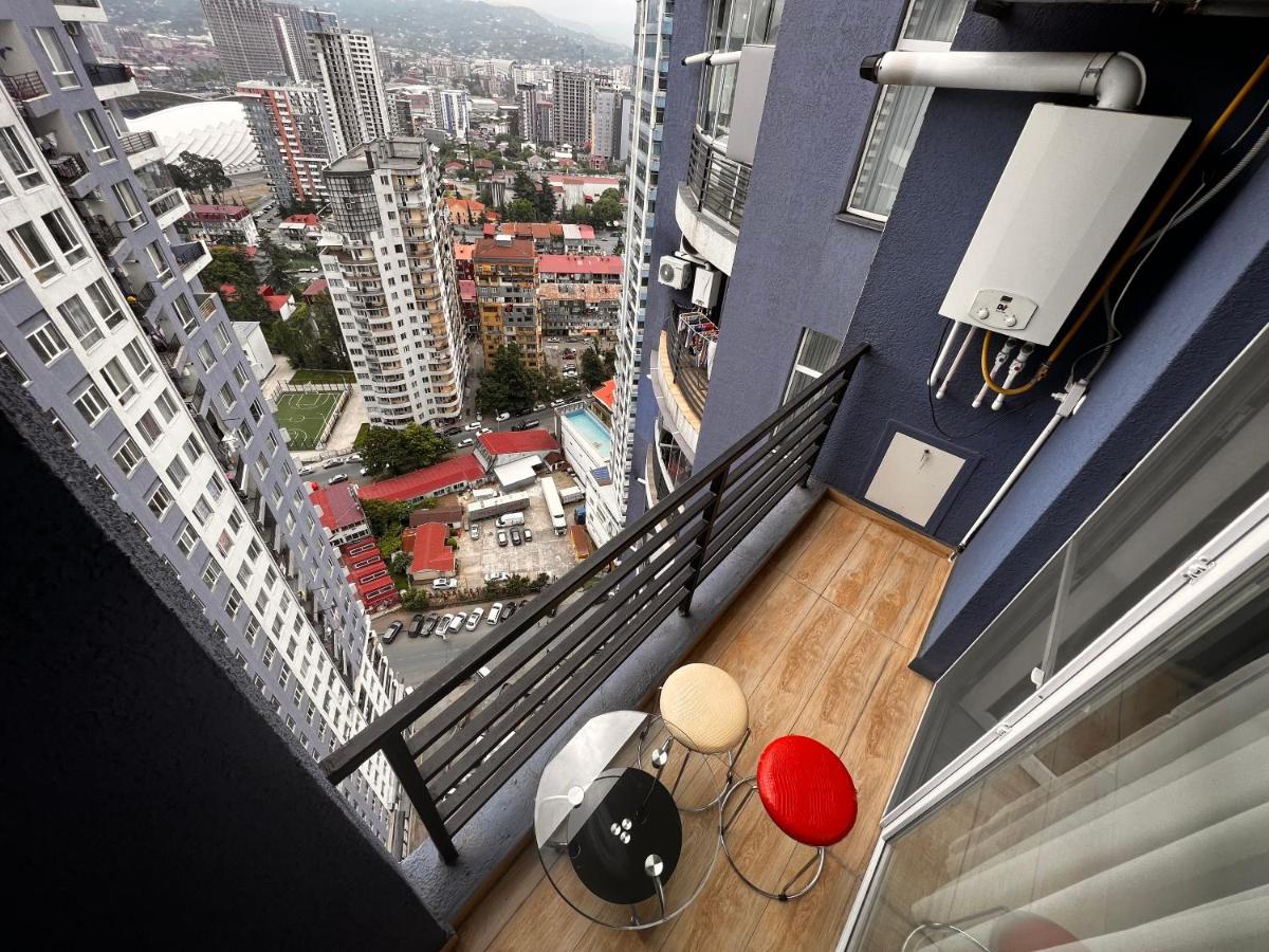 27 Floor Apartments Batumi Kültér fotó