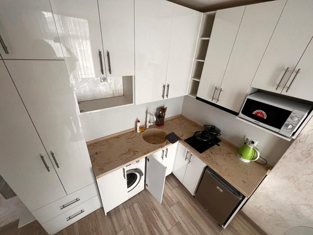 27 Floor Apartments Batumi Kültér fotó
